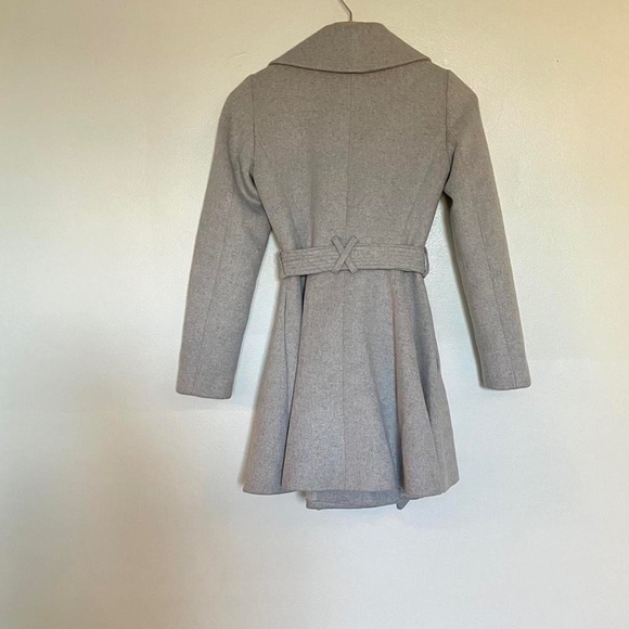 Brand new ASOS petite light grey notch collar trench coat - Picture 2 of 4